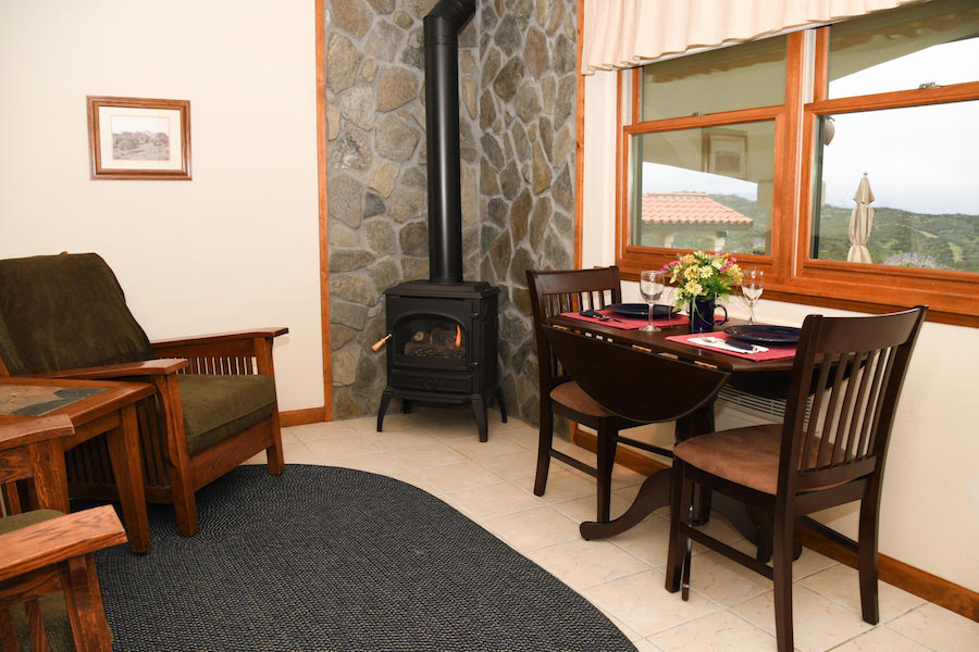 Inn at the Pinnacles Guest Suite | Luxury Bed and Breakfast Inn